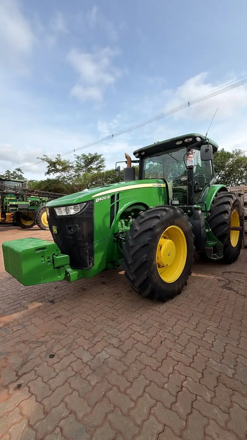 John Deere 8400R