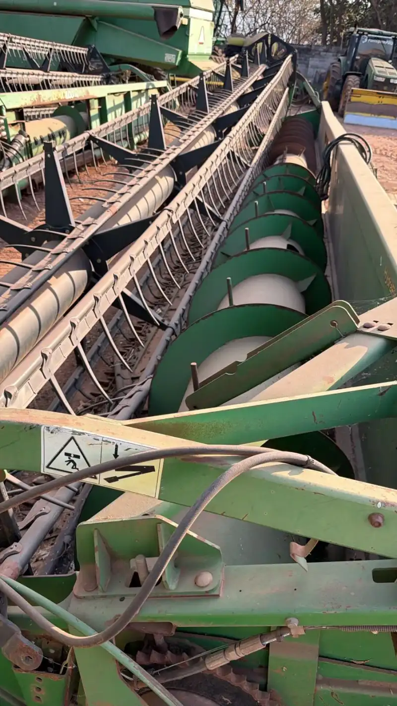 JOHN DEERE 635A