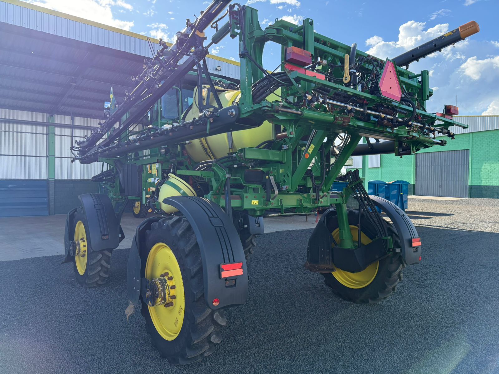 John Deere M4025