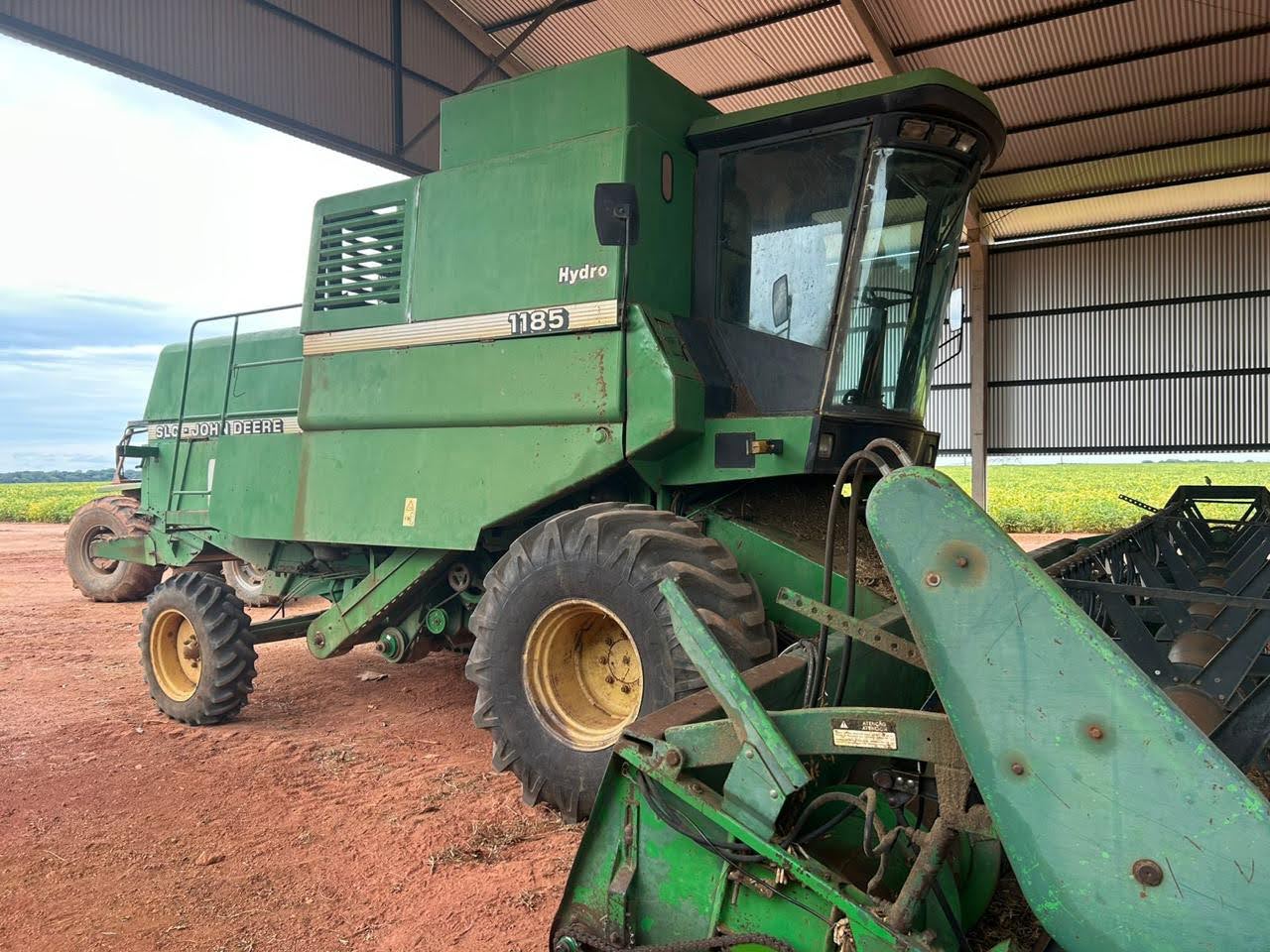 John Deere 1185