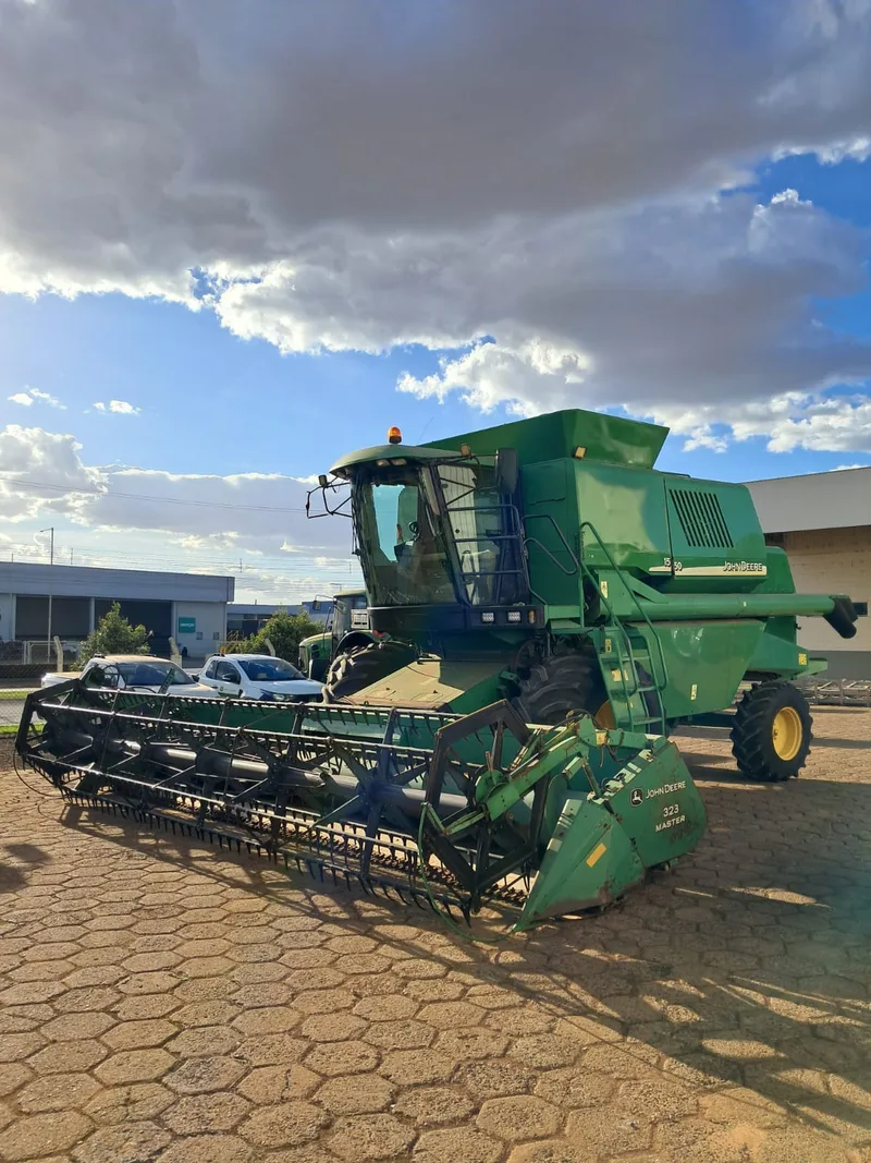 John Deere 1550
